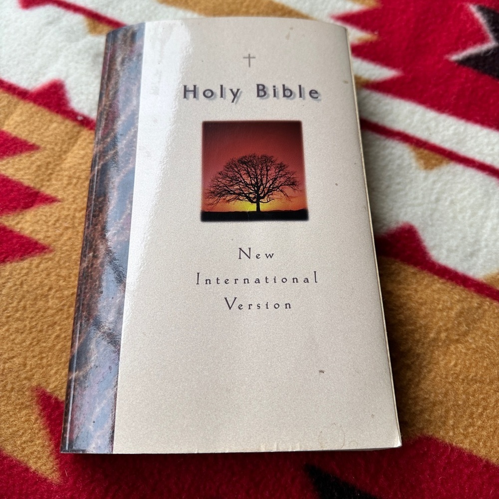 The holy Bible. The new international version. Copyright 1984